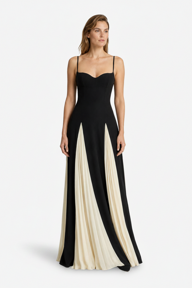 VALERIQUE | Femme Robe longue à fines bretelles coupe ajustée détail plissé style fluide