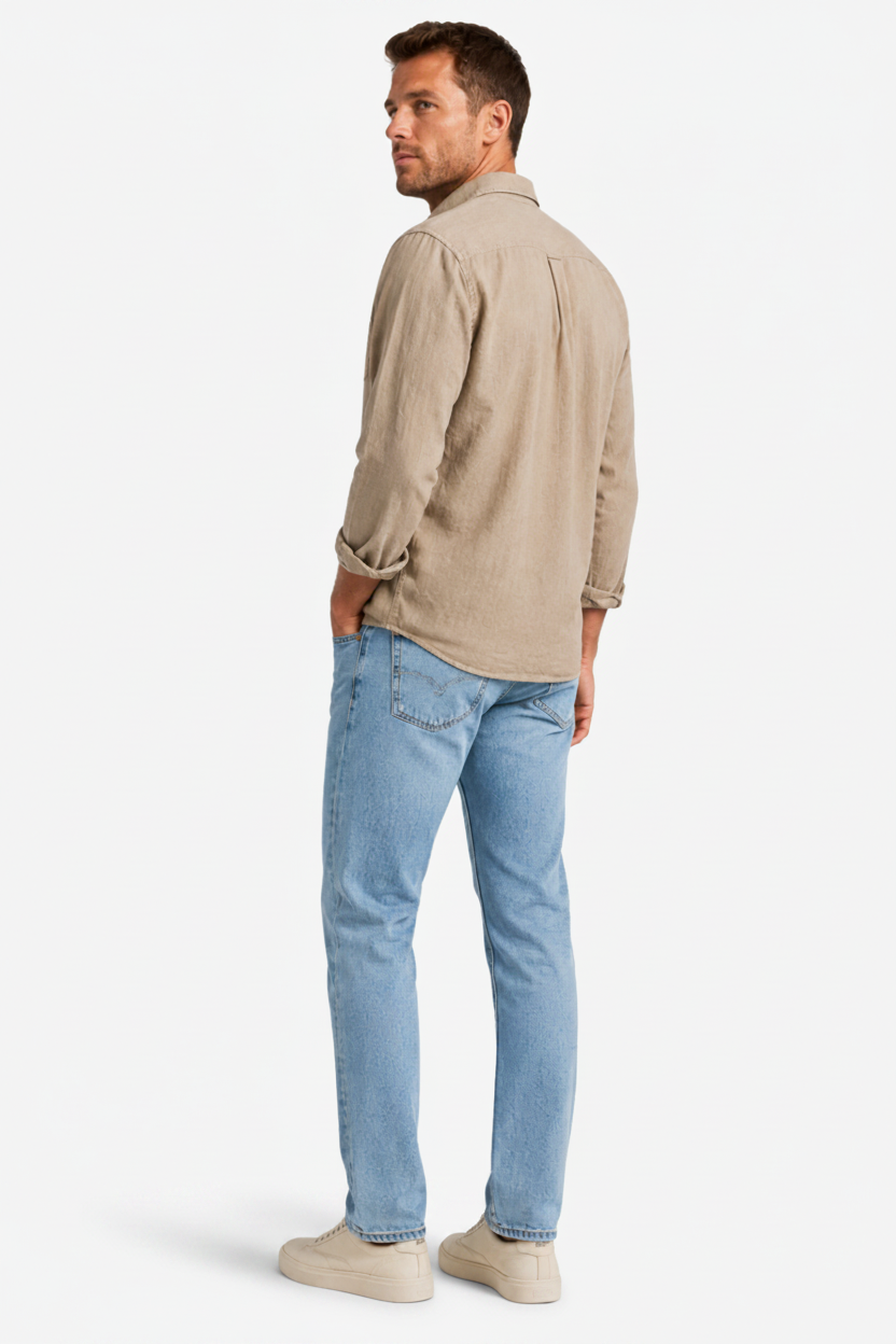 VALERIQUE | Chemise à manches longues coupe classique style minimaliste pour usage quotidien
