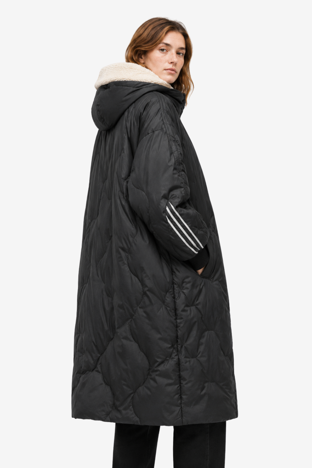 VALERIQUE | Longue Doudoune pour Femme – Capuche Matelassée Design Hivernal