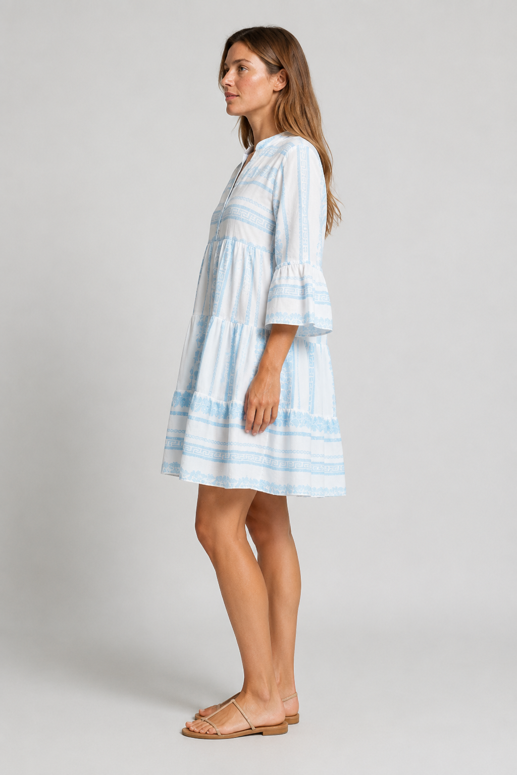 VALERIQUE | Robe Midi Ample pour Femme – Col V et Boutonnée