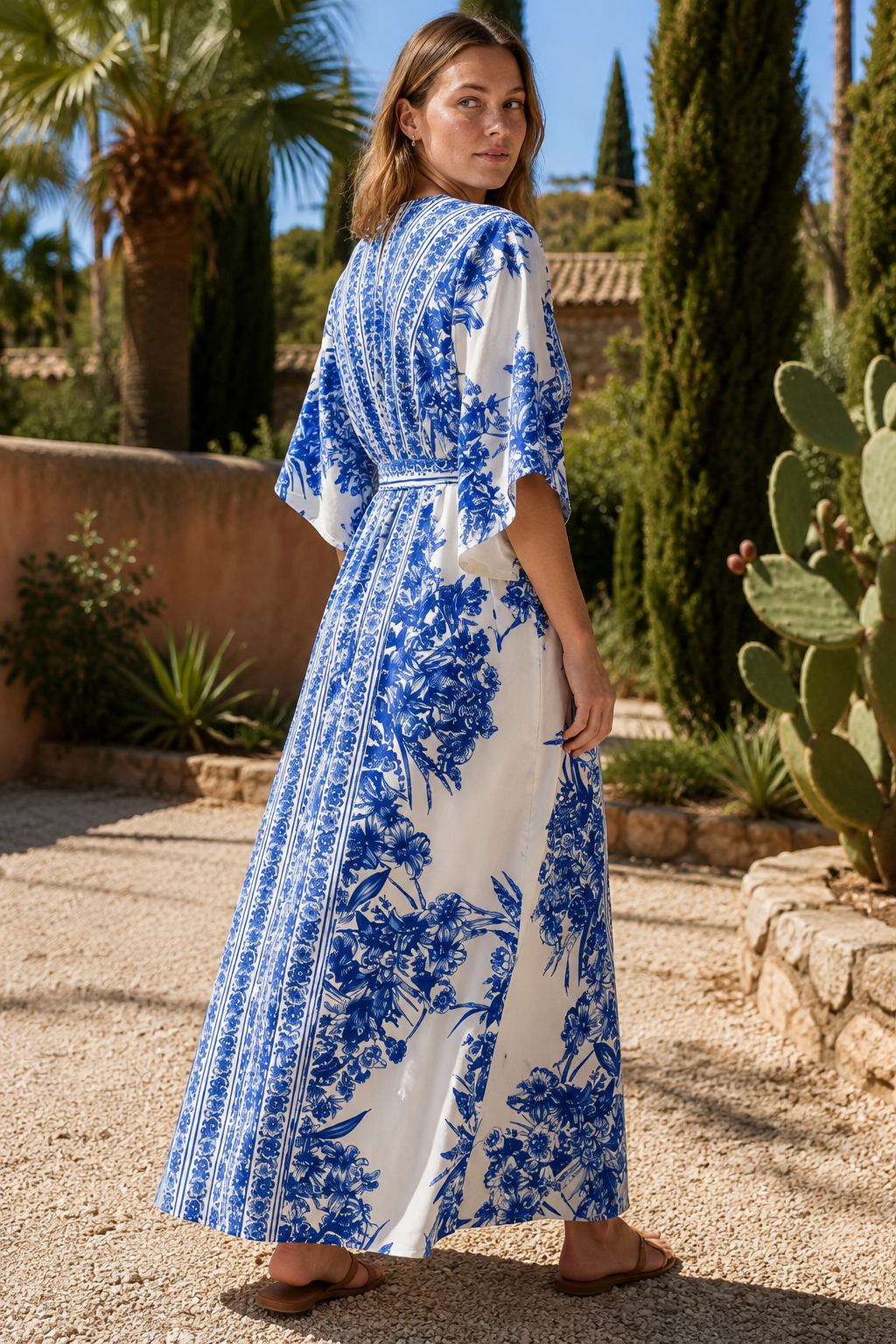 VALERIQUE | Robe Maxi Fleurie Bleue pour Femme – Manches Kimono