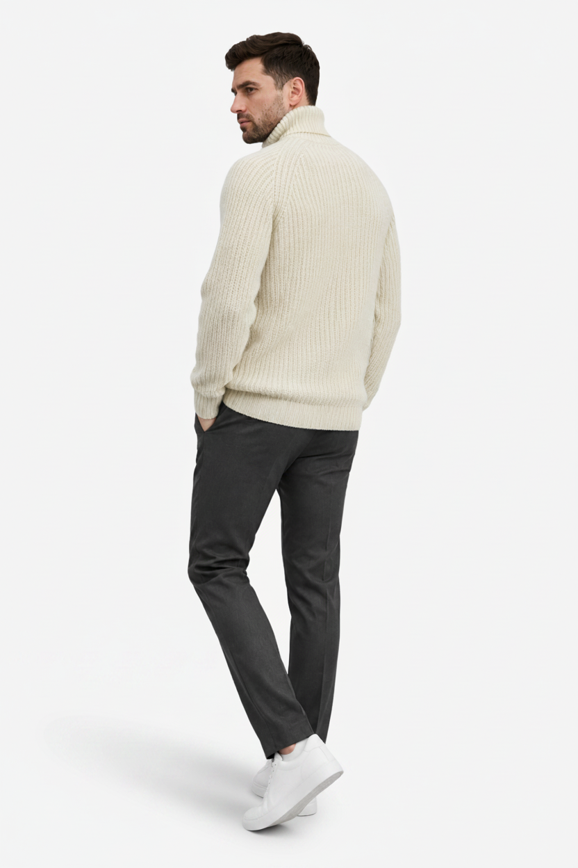 VALERIQUE | Pull pour homme à col montant – Coupe droite en maille côtelée