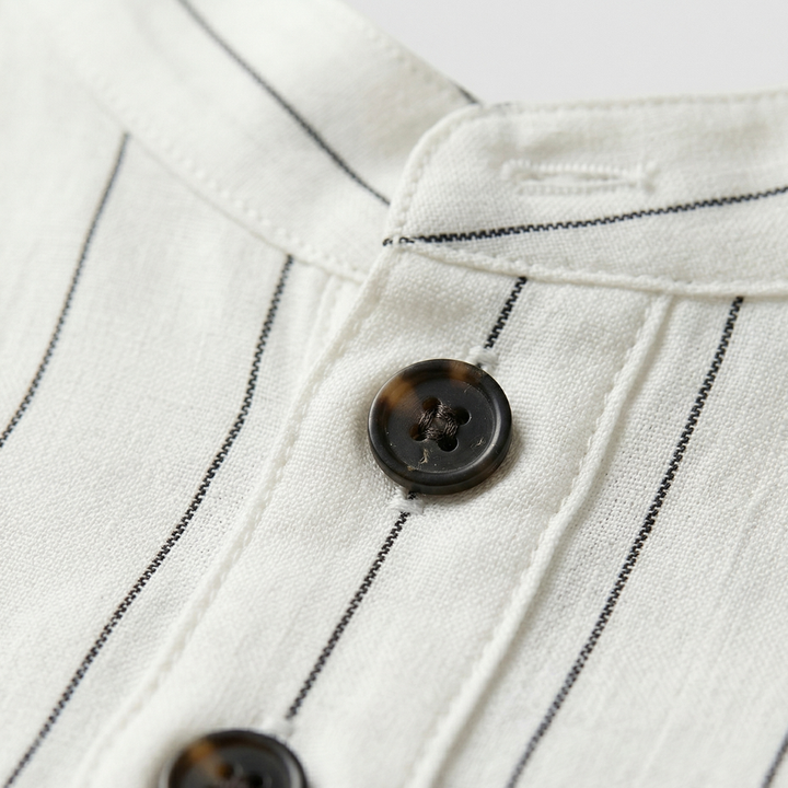 VALERIQUE | Homme Chemise col officier rayée coupe ajustée style moderne