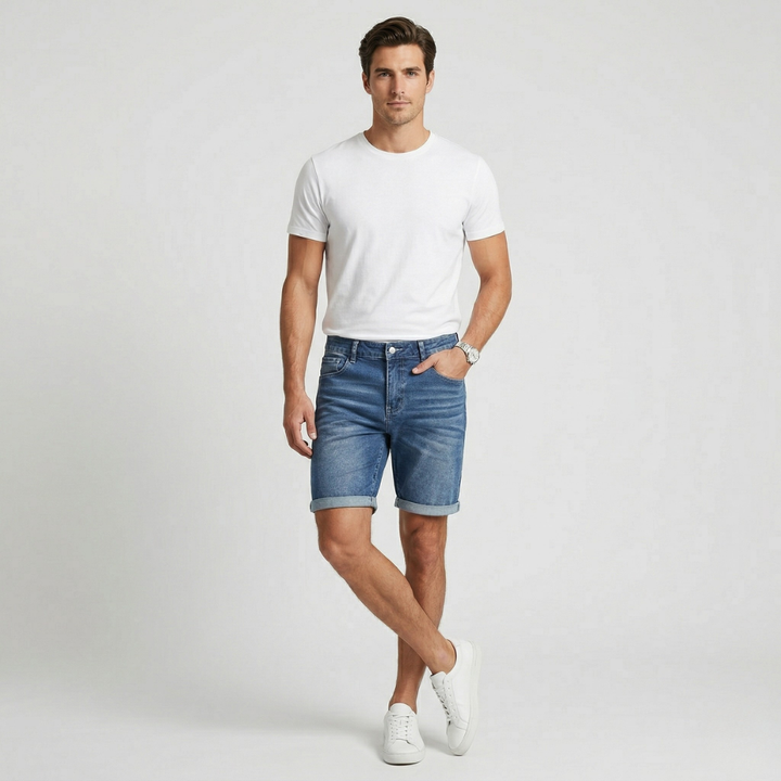 VALERIQUE | Homme short en jean bleu avec ourlets retroussés coupe ajustée pour usage quotidien
