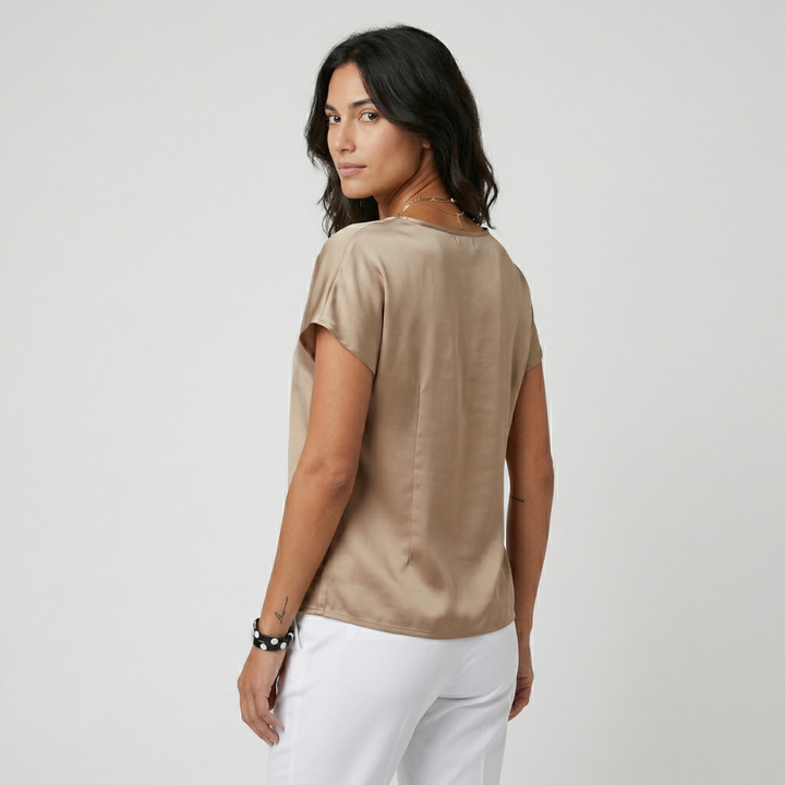 VALERIQUE | Femme blouse satinée à manches courtes avec col ouvert et patte boutonnée pour usage quotidien