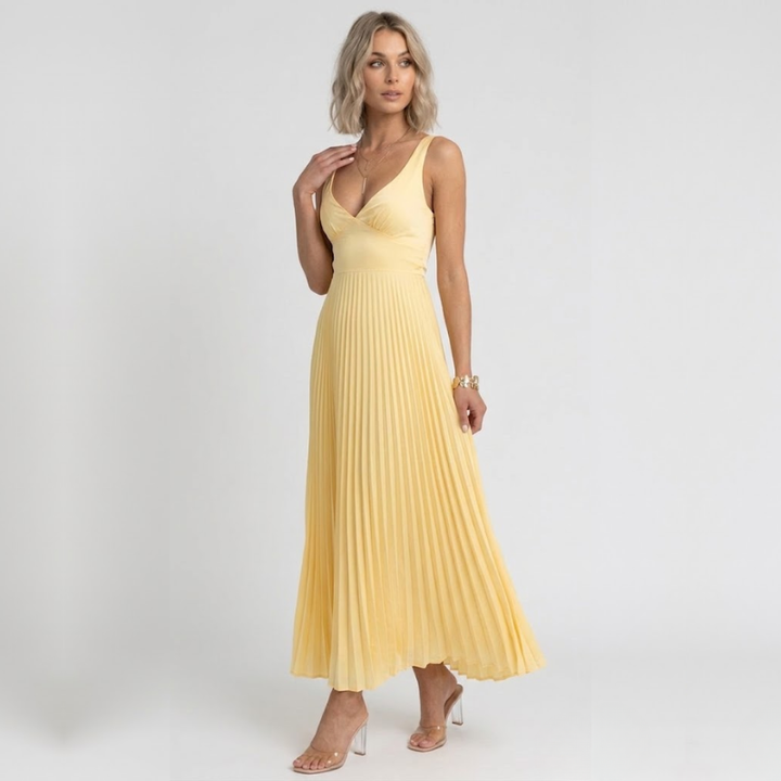 VALERIQUE | Robe Maxi Plissée Jaune pour Femme – Col V et Sans Manches