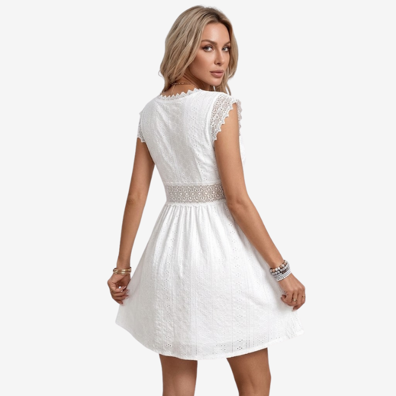 VALERIQUE | Robe Courte Brodée en Coton Léger pour Femme – Col V et Dentelle
