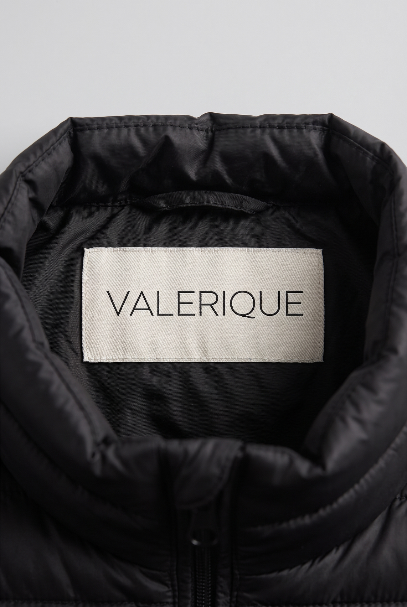 VALERIQUE-AI label