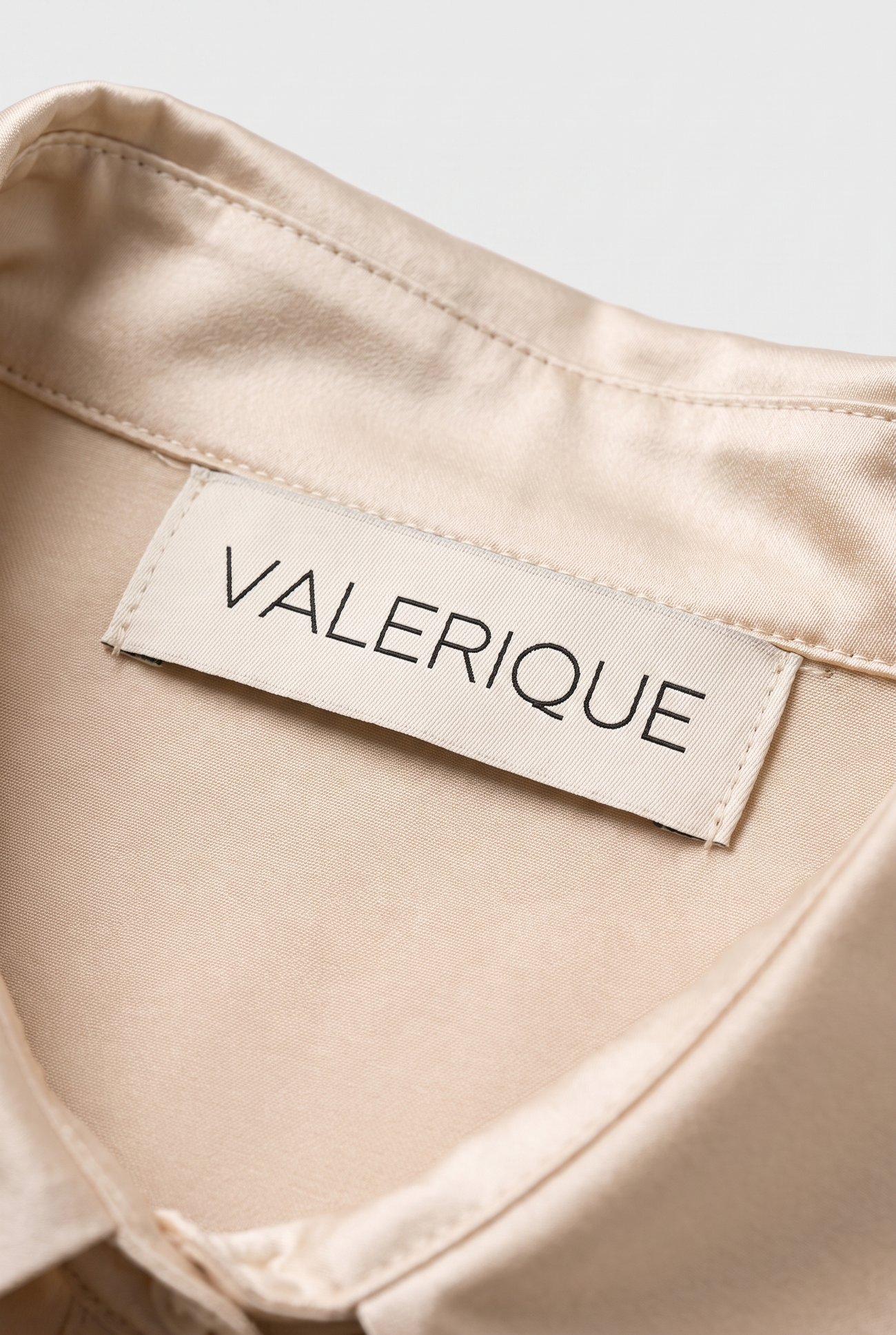 VALERIQUE-AI label