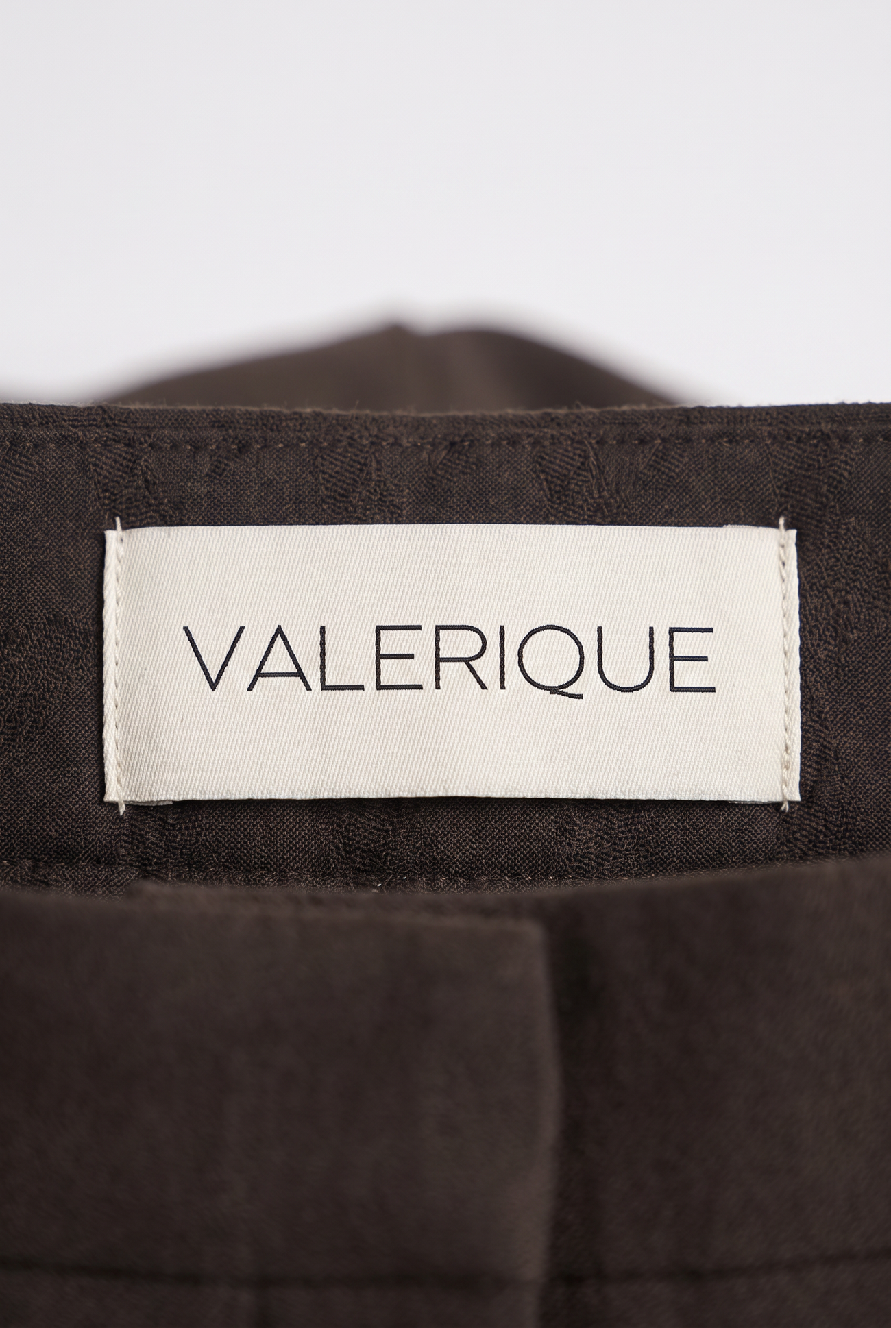 VALERIQUE-AI label